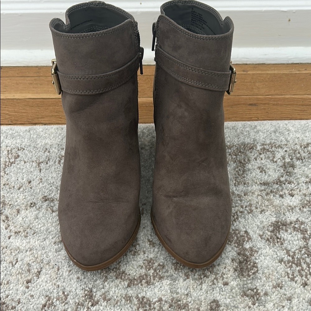 Express Women's Brown Ankle Boots